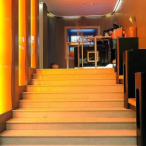 4* Hotel Orange
